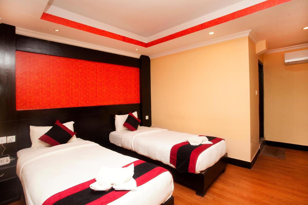 Kathmandu Regency Hotel Экстерьер фото