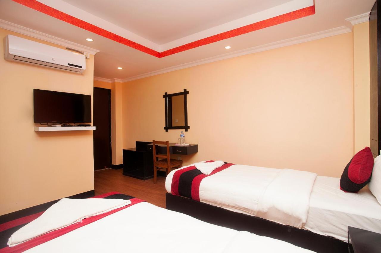 Kathmandu Regency Hotel Экстерьер фото